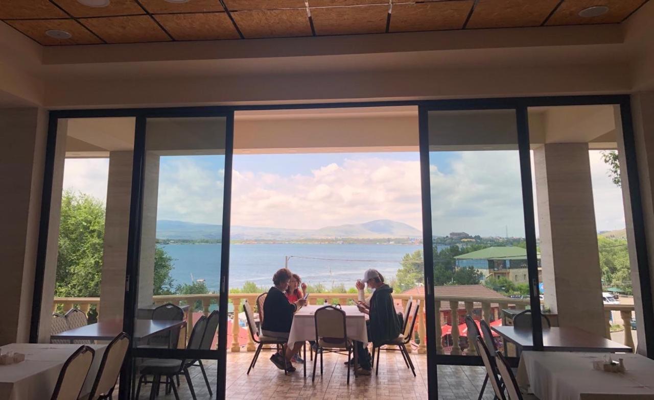 Hotel Ashot Erkat Sevan Exteriér fotografie